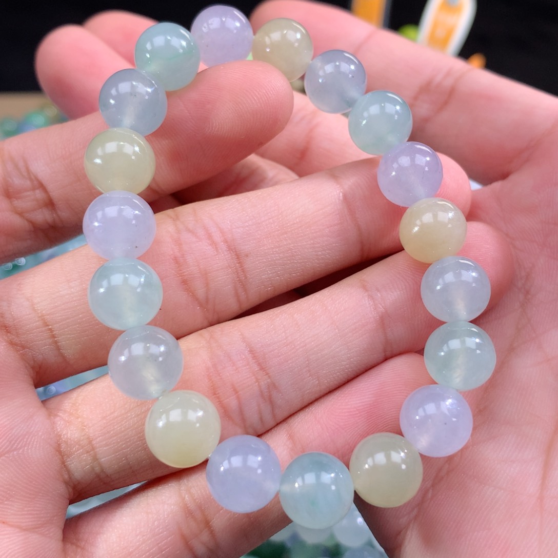 翡翠手链未镶嵌翡翠