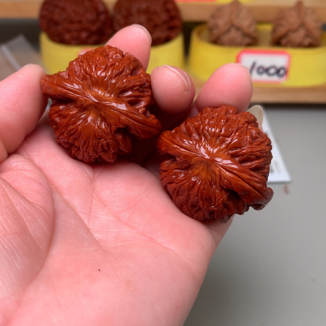 文玩核桃把件虎头