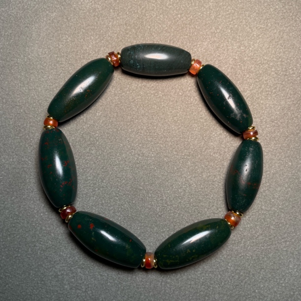 绿玛瑙手链 牛毛纹明显 老型 尺寸28*11mm