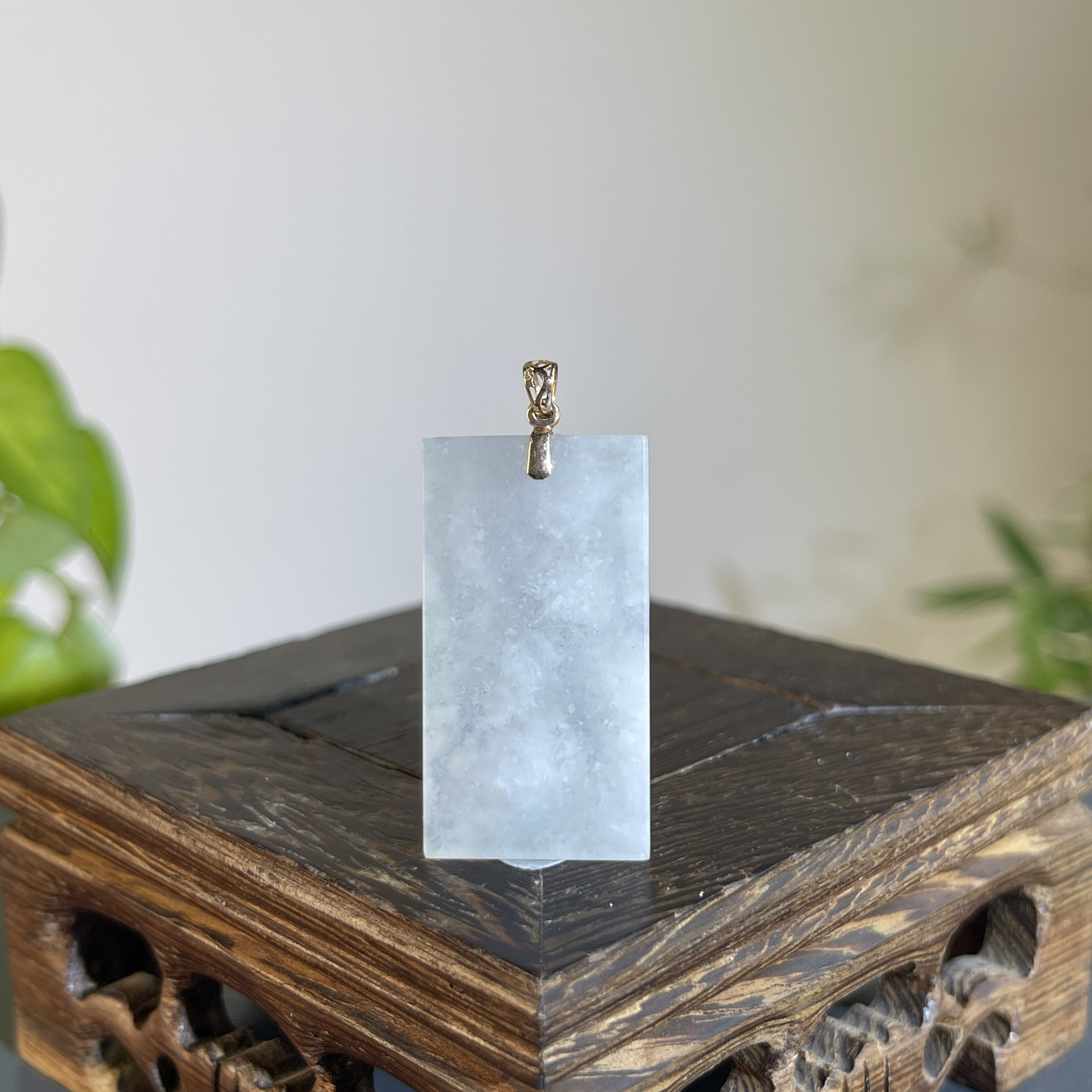 JCA13-41  天然缅甸A货翡翠 18K金扣头无事牌