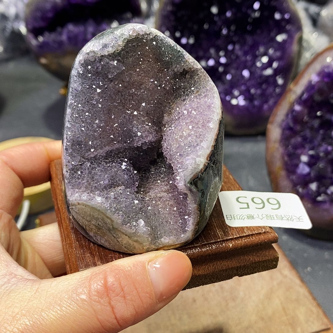 水晶大型摆件（非配饰）未镶嵌