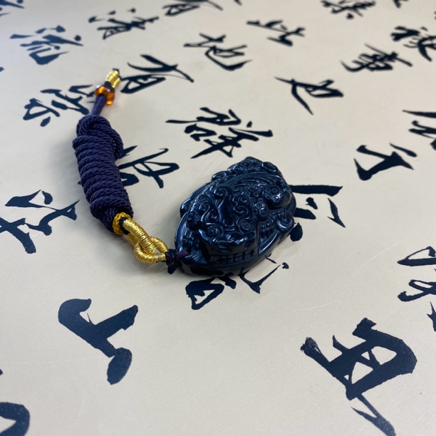 黑曜石招财貔貅吊坠