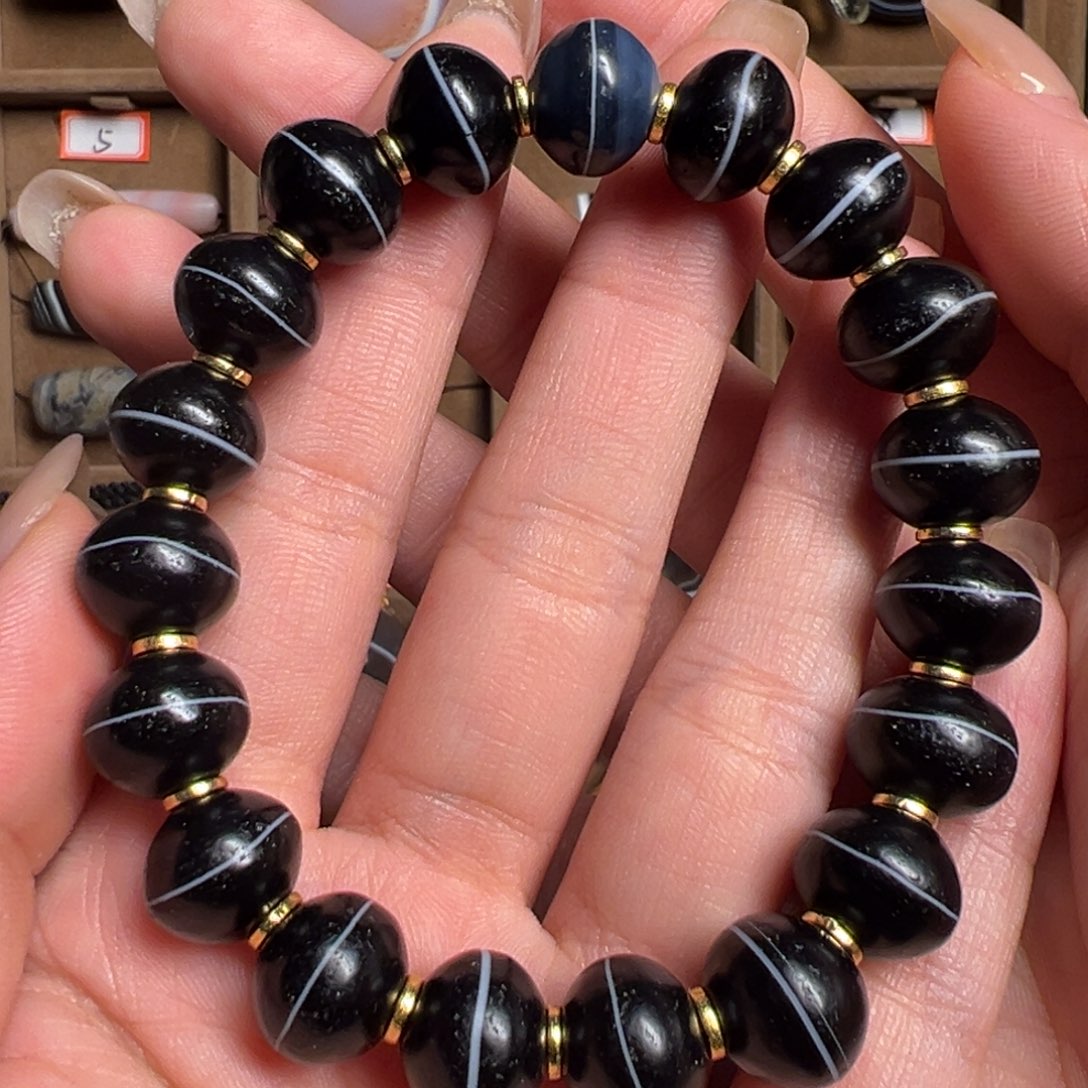 玛瑙/玉髓手串未镶嵌