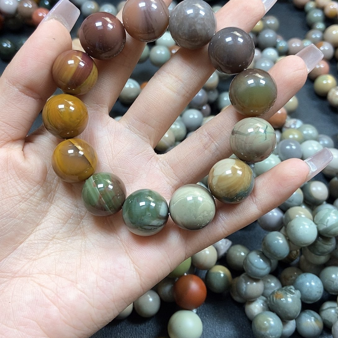 石英质玉未镶嵌手链逐*?