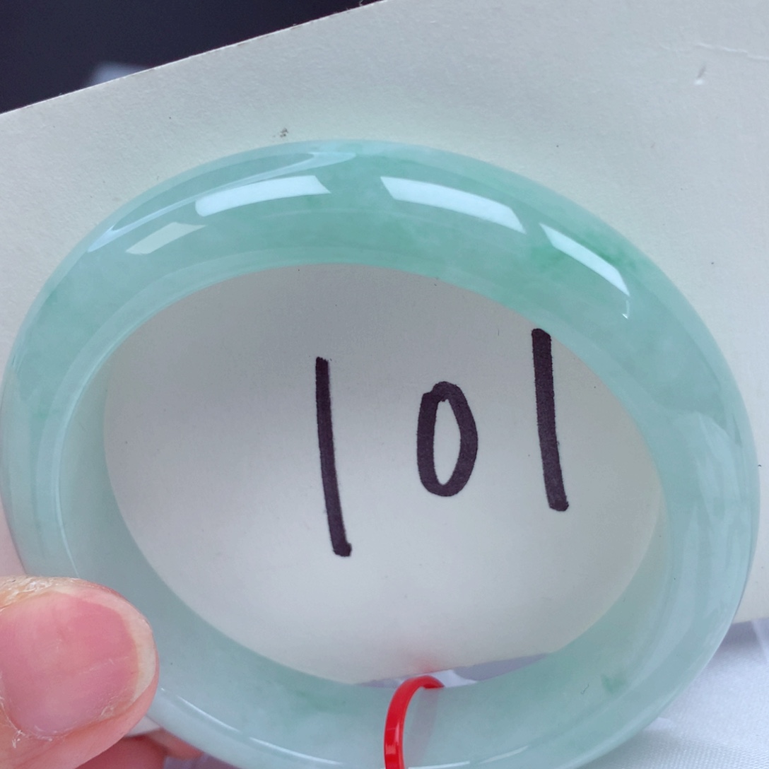 翡翠未镶嵌手镯翡翠