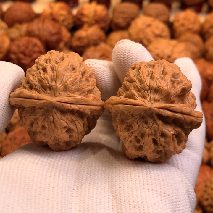 文玩核桃吊坠39哦哦哦