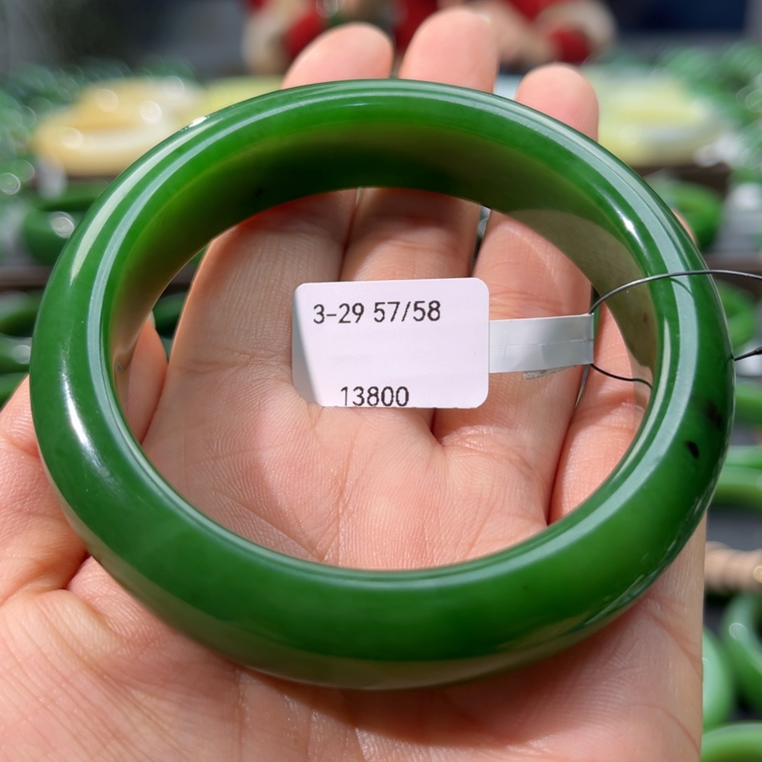 和田玉（碧玉）手镯未镶嵌