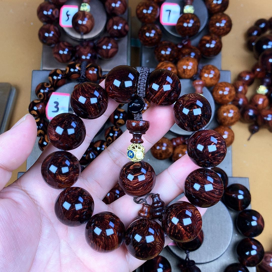 九***斤黄花梨/降香黄檀2.0，