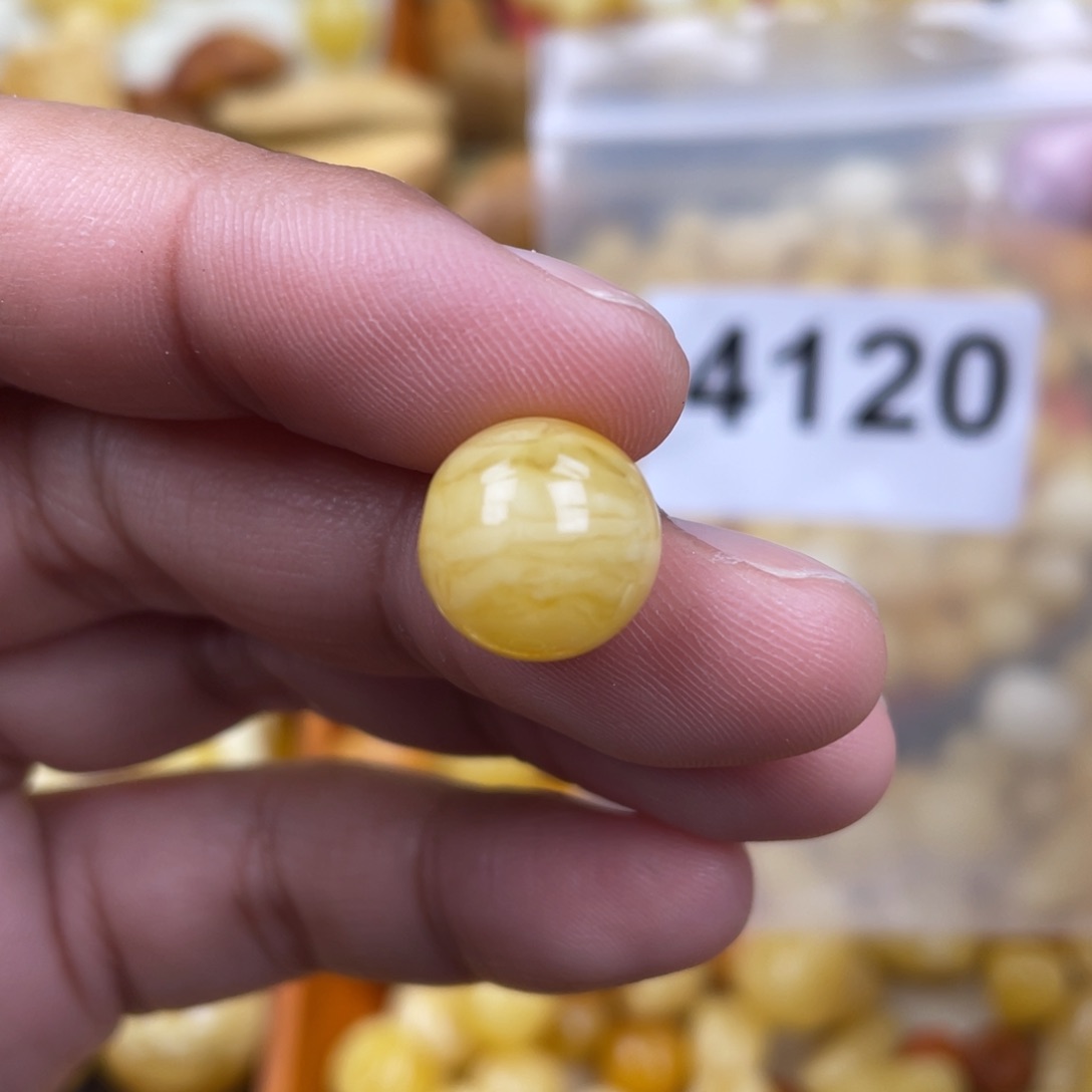 蜜蜡珠宝奇石未镶嵌12.2