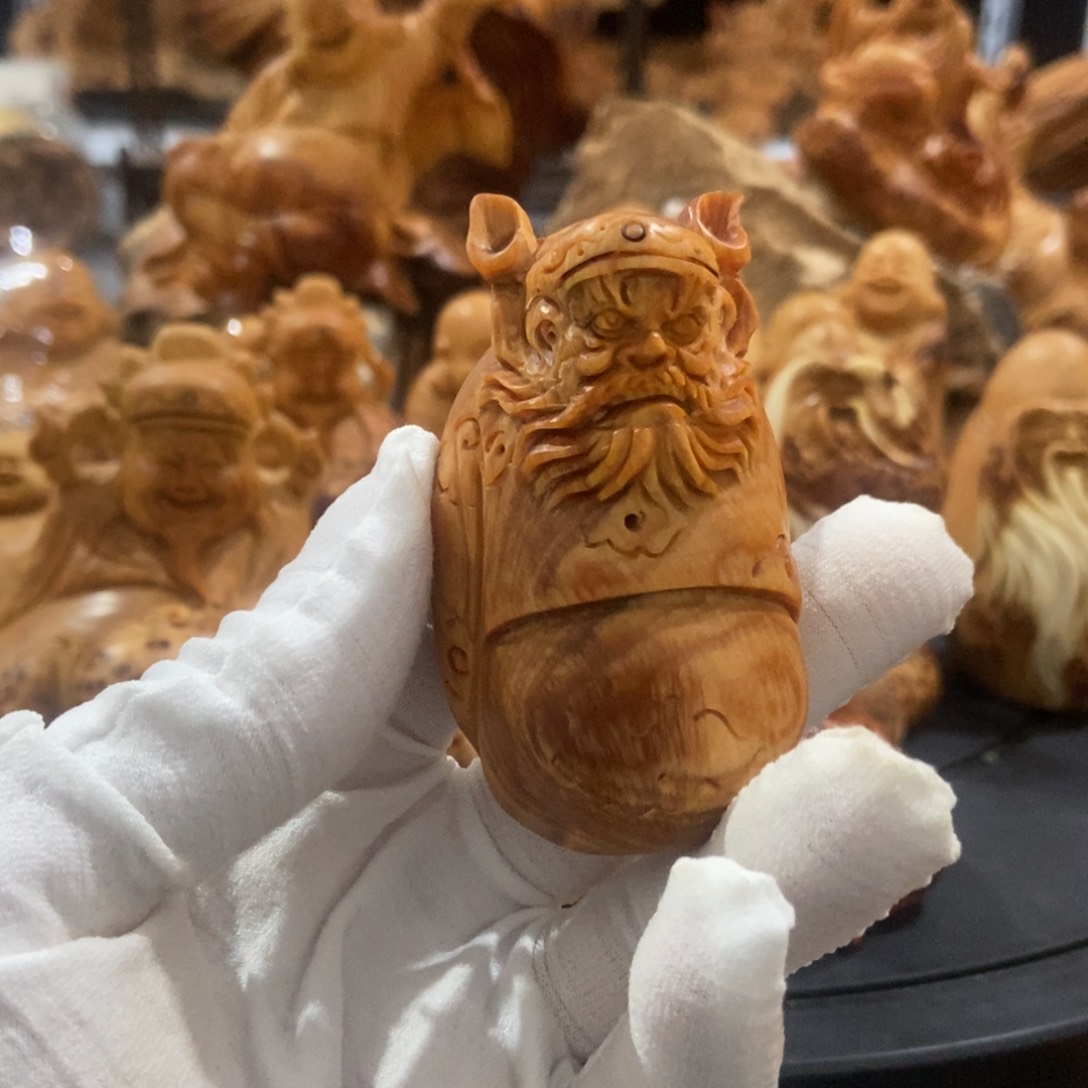 柏木（崖柏）红油手把件