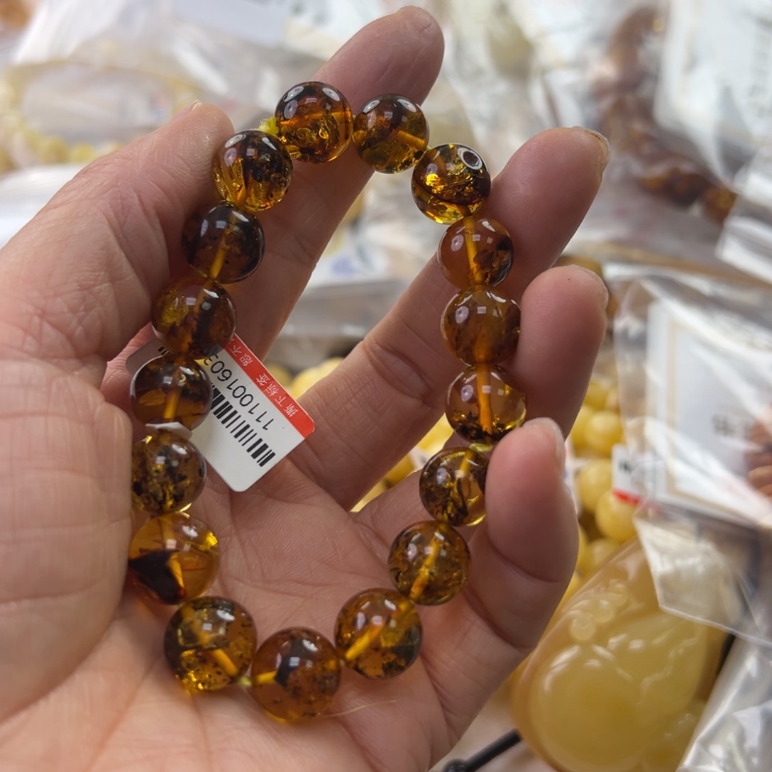 琥珀珠宝奇石未镶嵌