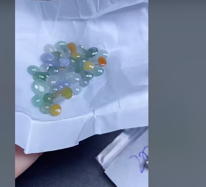 定制翡翠未镶嵌缅甸翡翠天然A货068