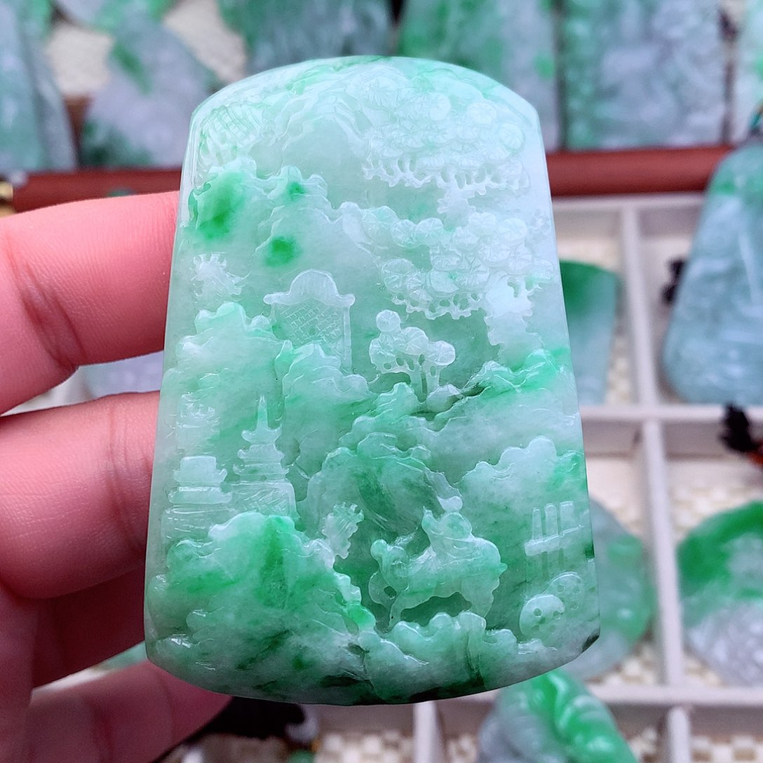 翡翠未镶嵌吊坠(不含链)