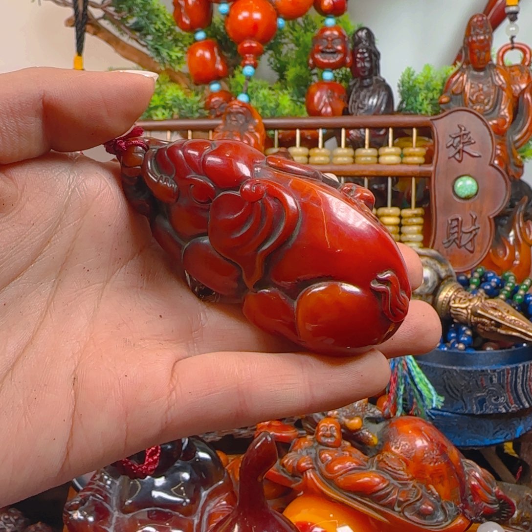 琥珀裸石未镶嵌手把