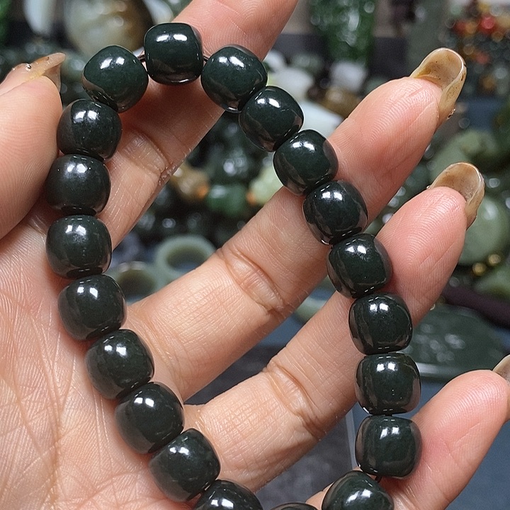 和田玉手串未镶嵌