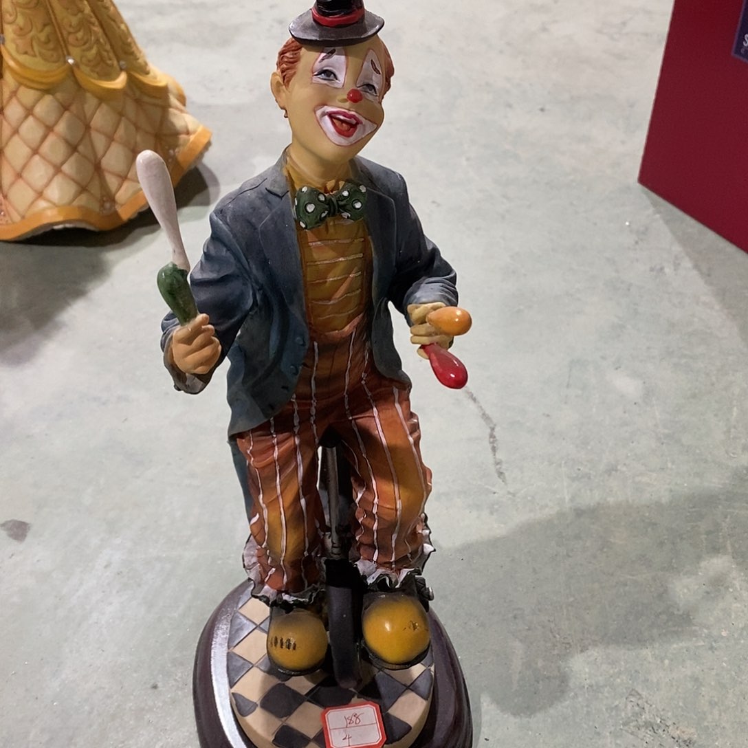 树脂制品小丑摆件