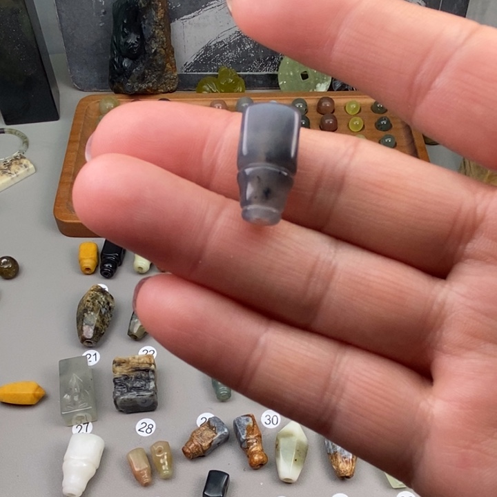 离***相蛇纹石玉未镶嵌文玩百搭配饰