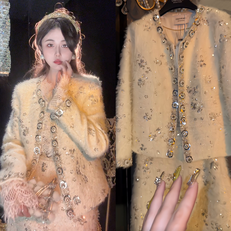 【月桂慕斯】90276珠片花朵香风毛毛羽绒外套【白色】