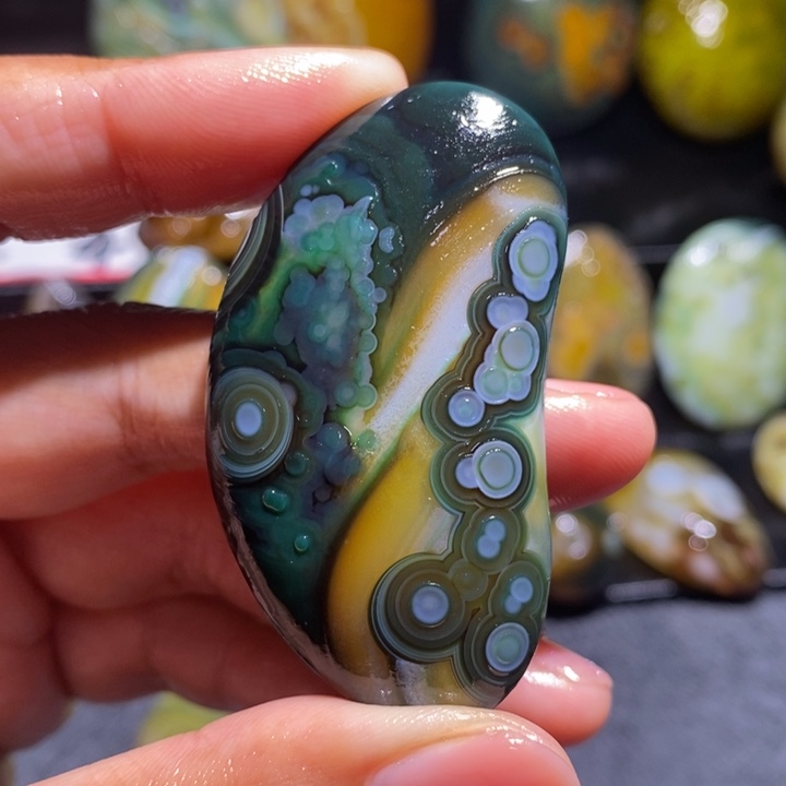 未镶嵌玛瑙/玉髓珠宝奇石