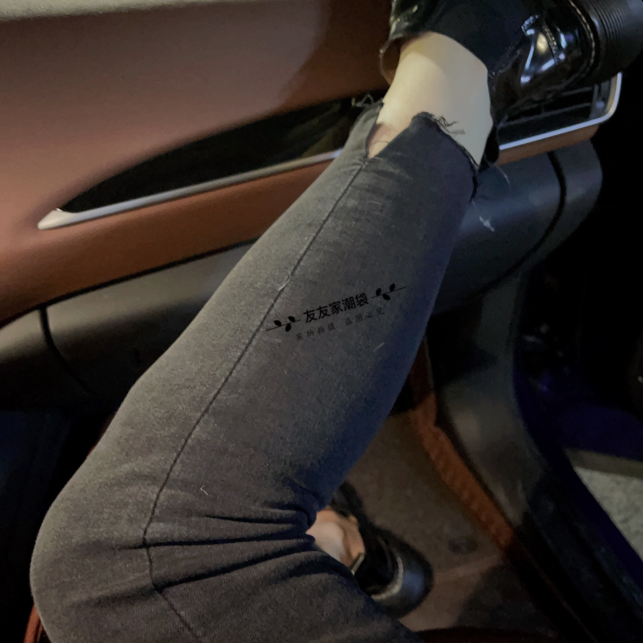 烟灰色开叉小破洞紧身牛仔裤时尚显瘦洋气百搭弹力高冷酷飒女装