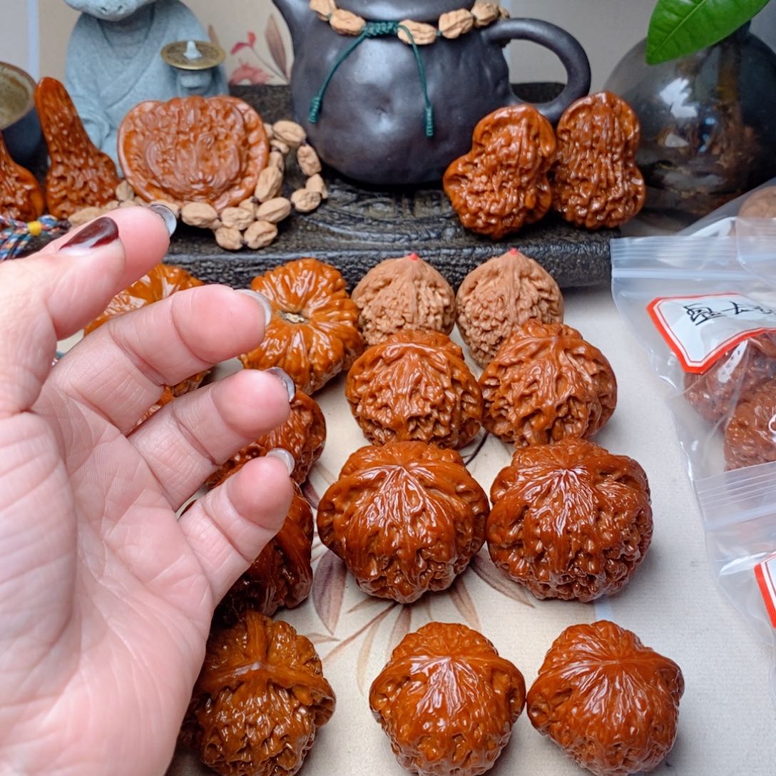 吊坠文玩核桃?****～粗筋