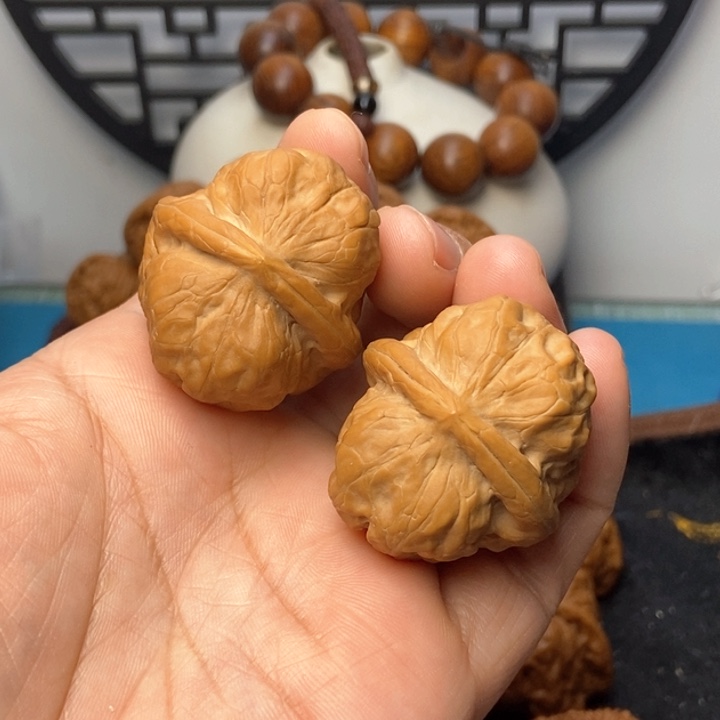 文玩核桃把件古蝉