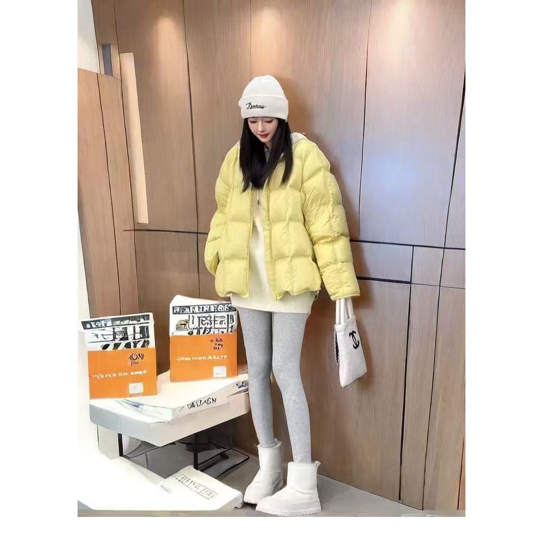 2024年新款圆领白鸭绒羽绒服女短款面包服1252