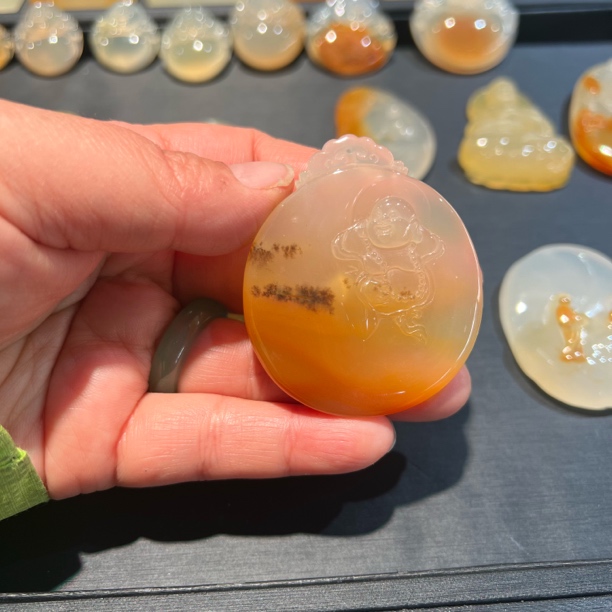 黄龙玉佛公观音吊坠