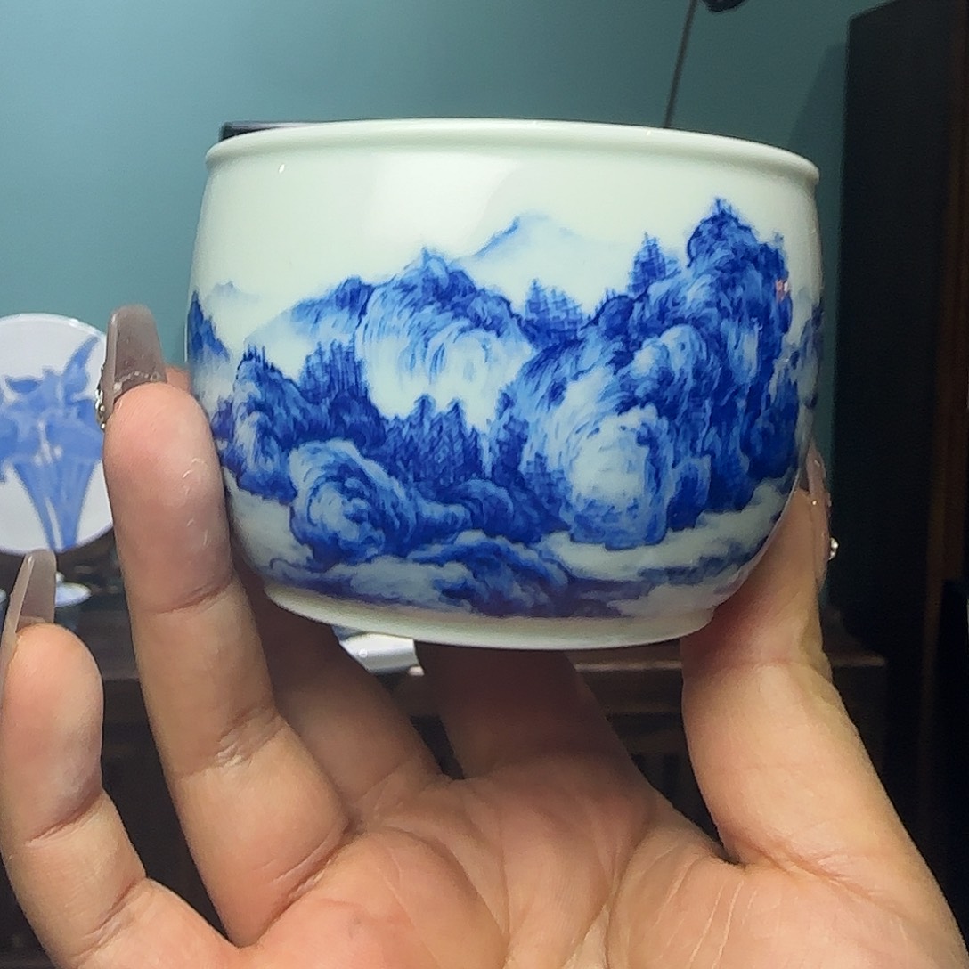 瓷片y***v青花山水主人杯