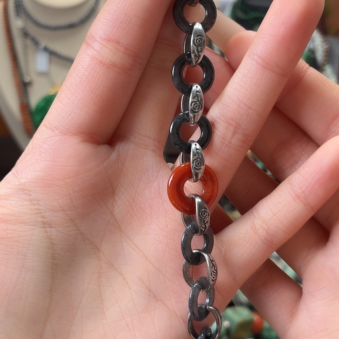 翡翠未镶嵌耳饰手串