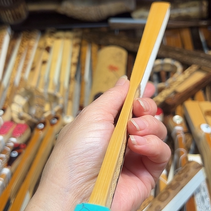 皇***勒扇子腰鼓头老玉竹一把