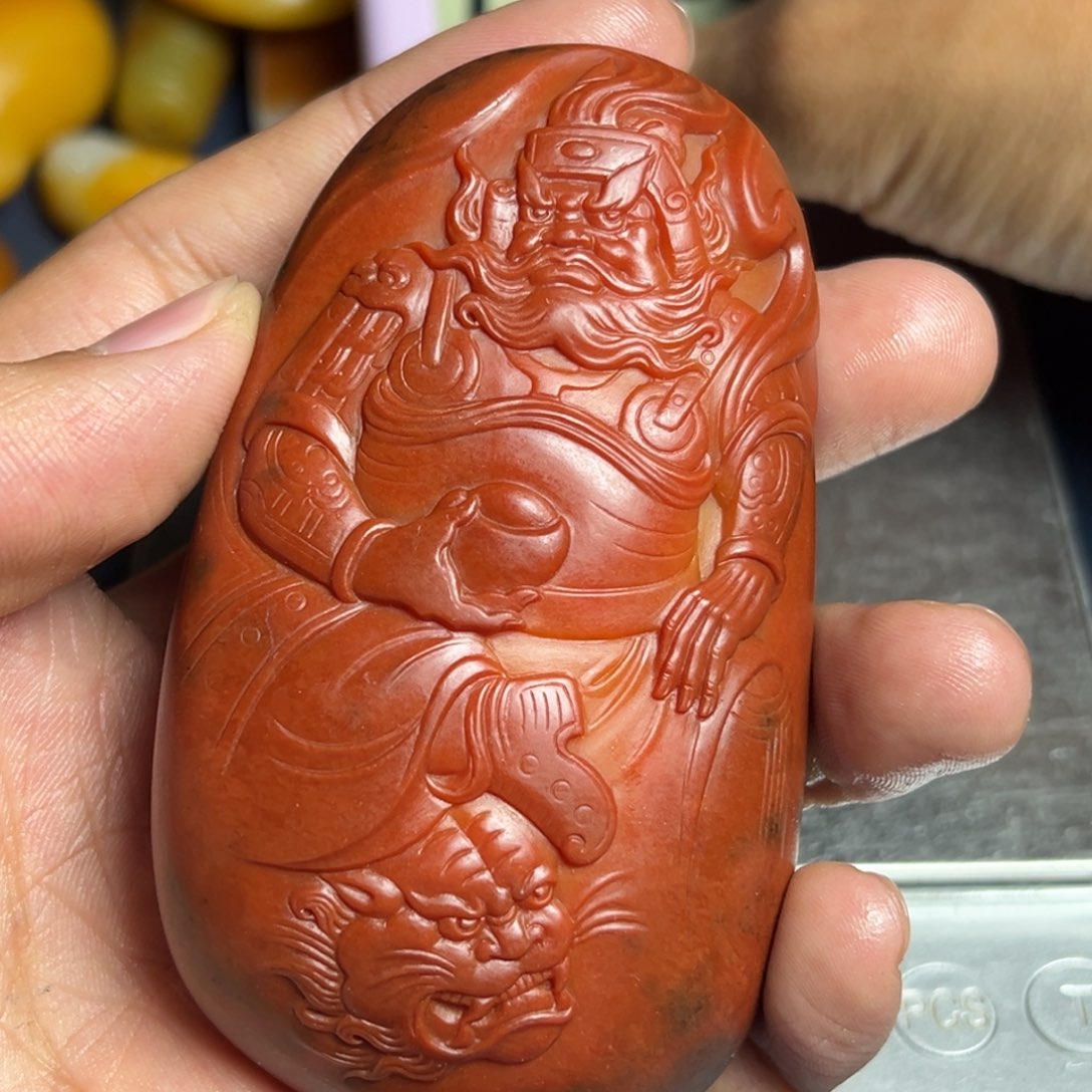 绿***山和田玉未镶嵌珠宝半成品