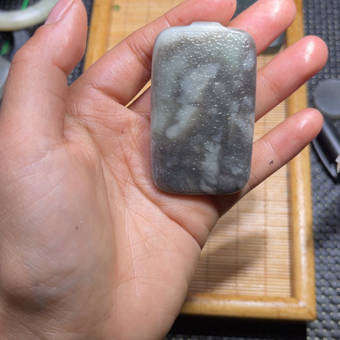 未镶嵌和田玉车挂