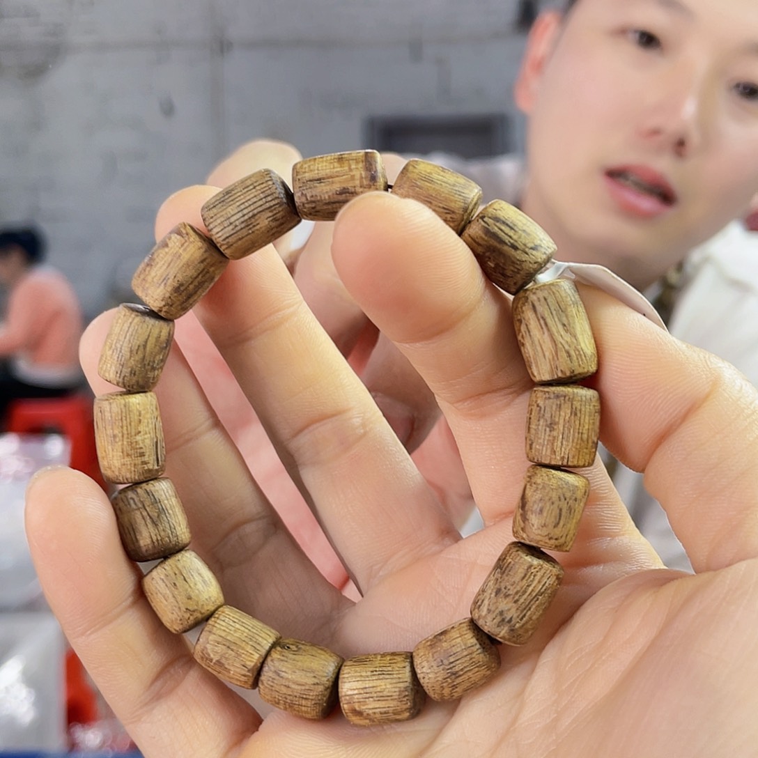 沉香手串棋楠香尖圆珠单圈0.9/7克多样性发一