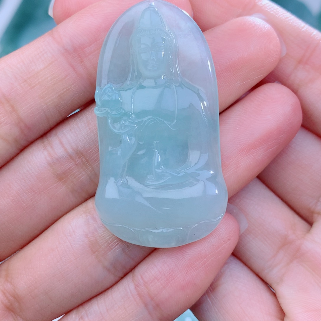 颈饰未镶嵌翡翠素衣