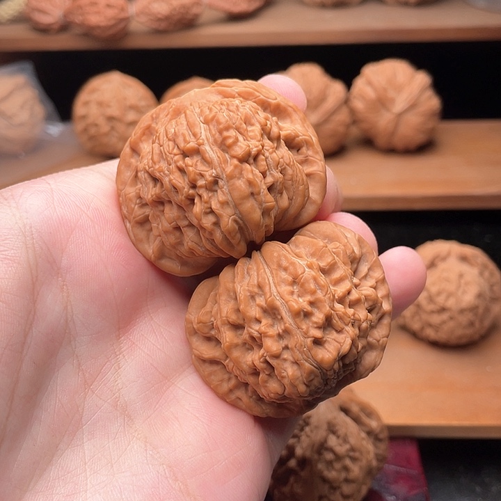 吊坠文玩核桃45全品毕业红皮山地平谷楼