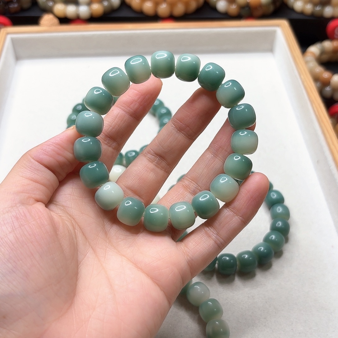 托***车菩提根/象牙果手串