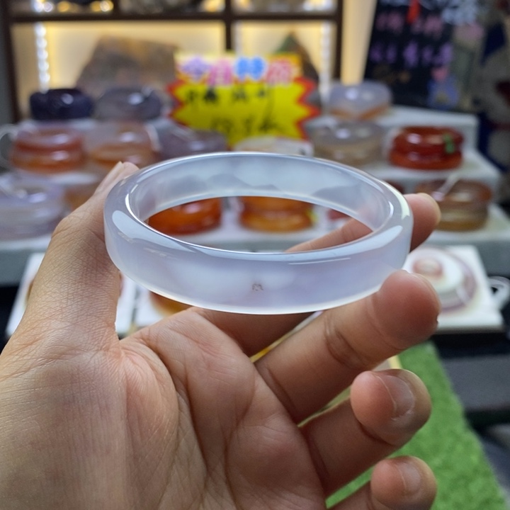 手镯玛瑙/玉髓未镶嵌