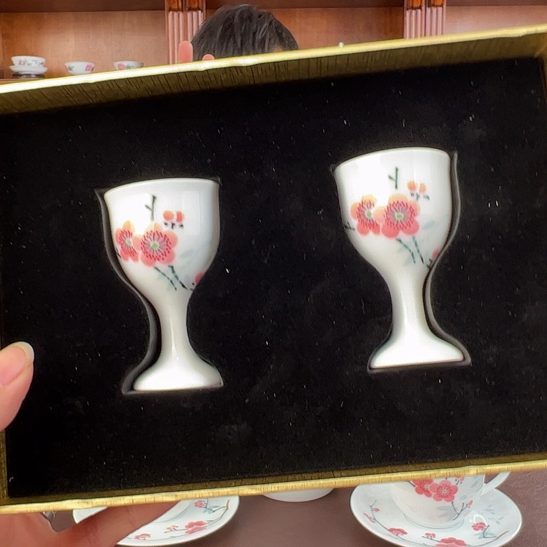 瓷纪念版 翠竹红梅酒杯 一对