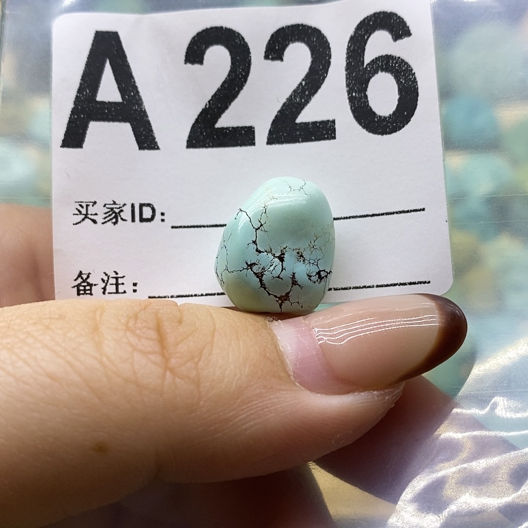 李***看绿松石未镶嵌绿松石配饰定制