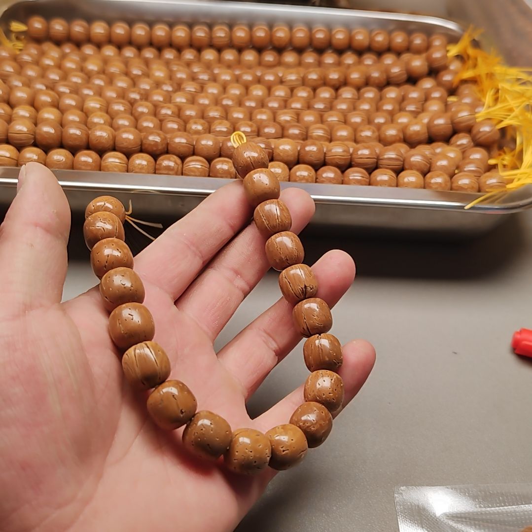 桃核吊坠桃核光珠