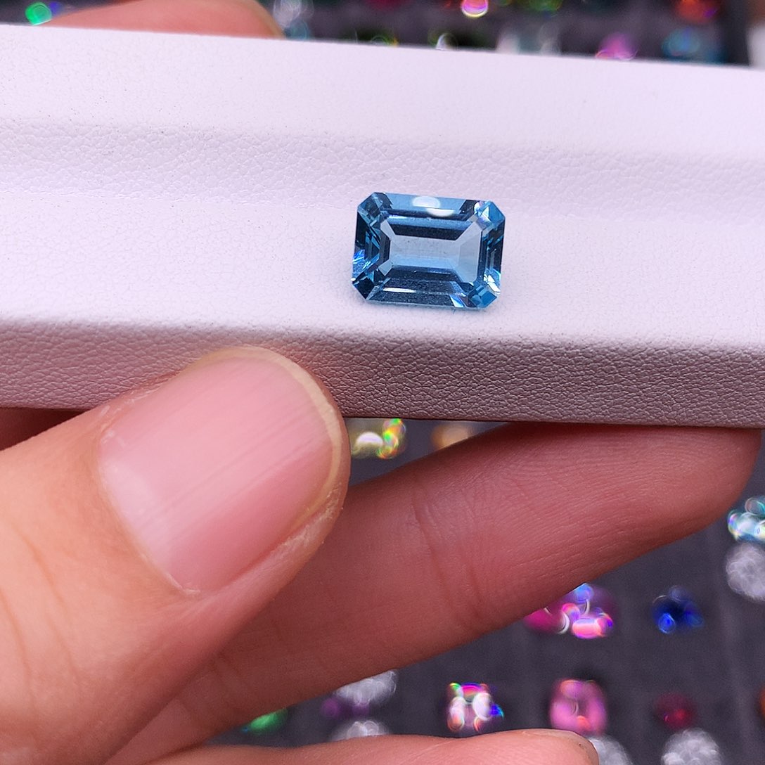 海蓝宝石裸石未镶嵌