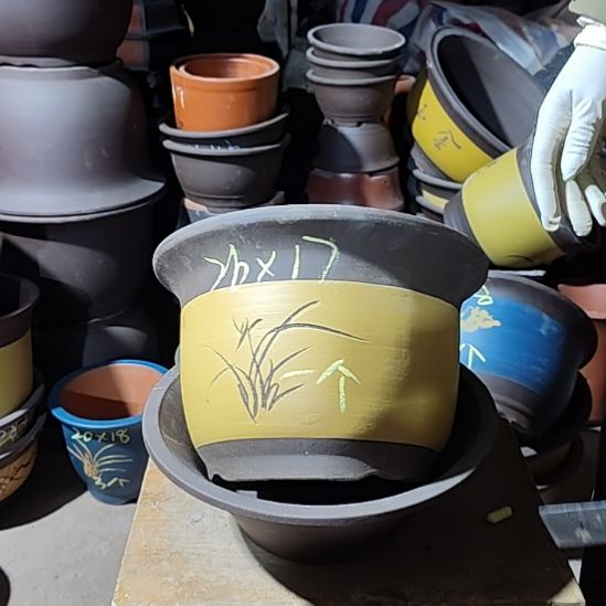 宜兴紫砂花盆清清楚了吗