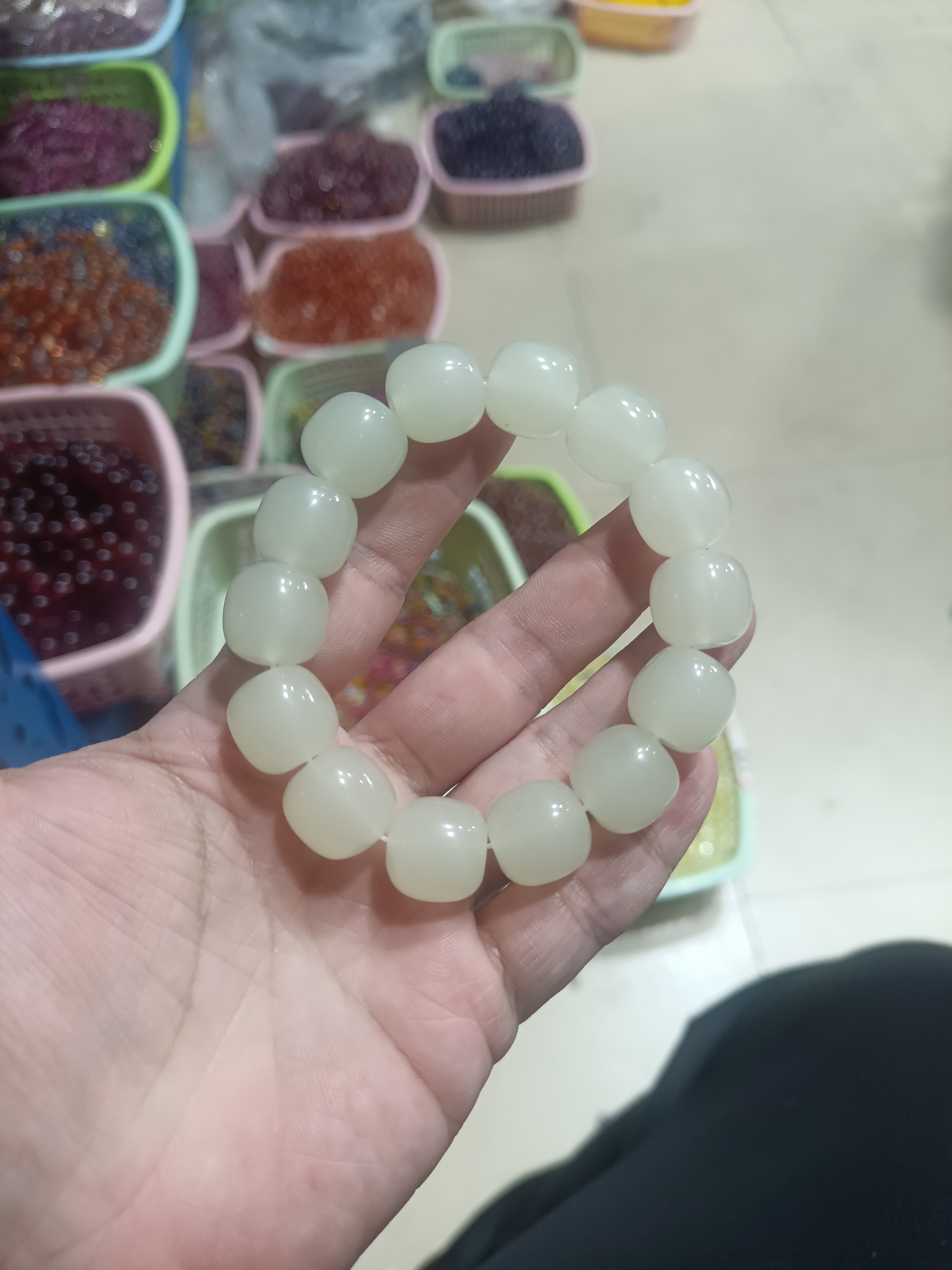 B541 16 老型黄口手串