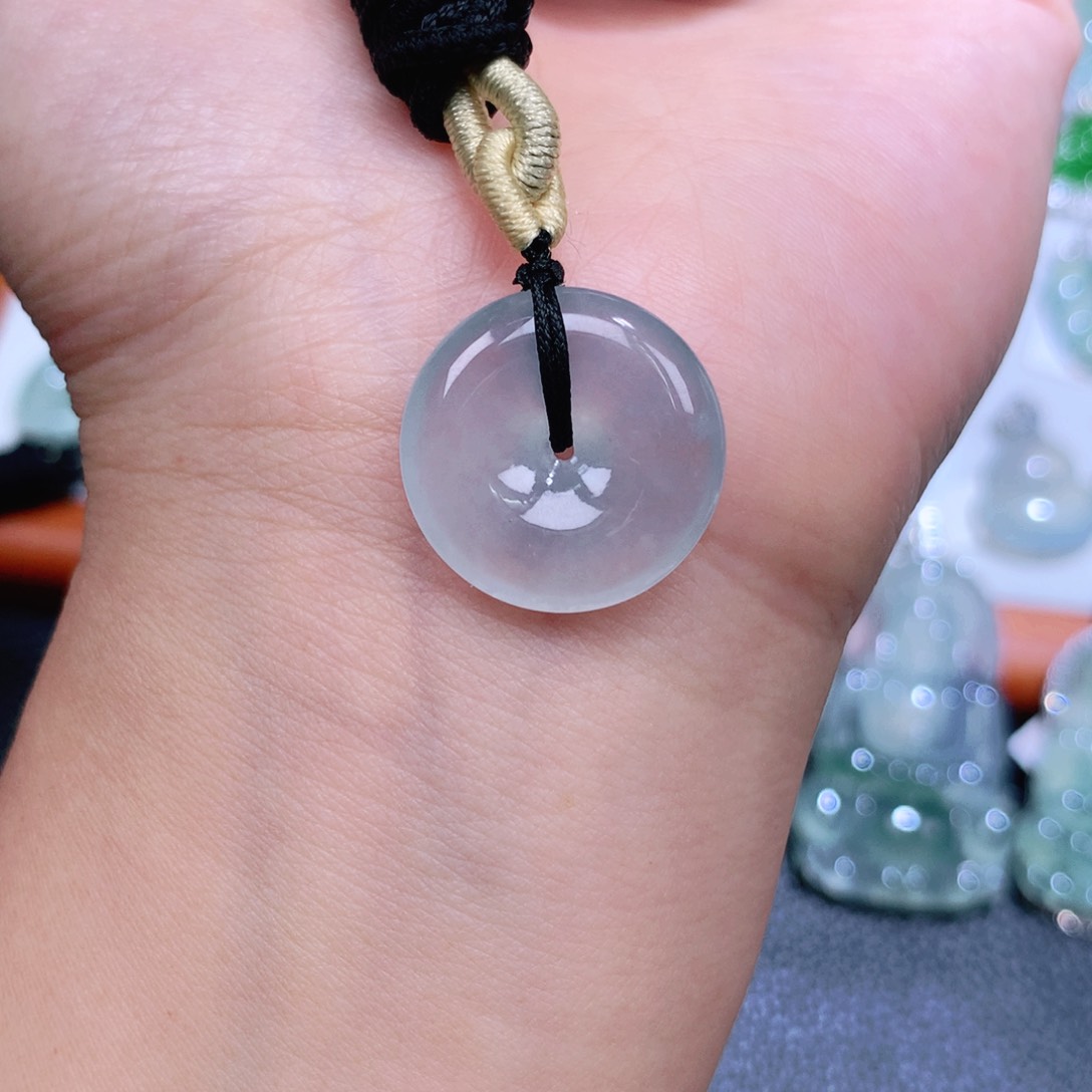 翡翠未镶嵌颈饰扣子