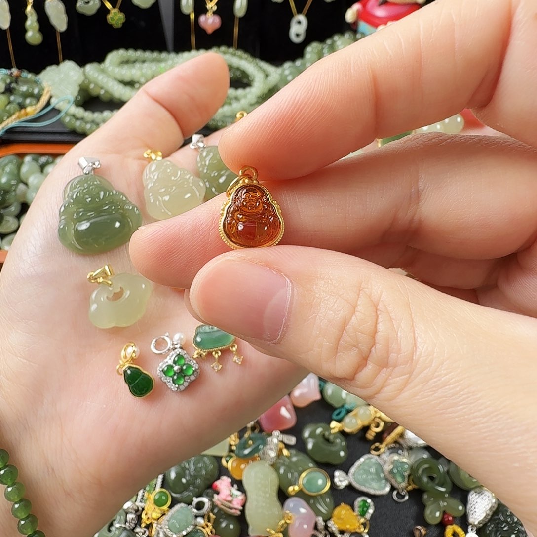 *****和田玉银S925镶嵌颈饰