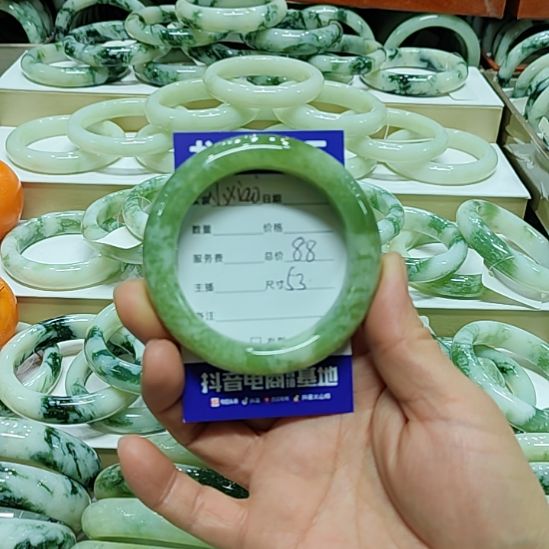 小***o透闪石-蛇纹石玉未镶嵌手镯