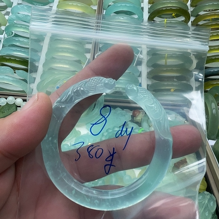 ****蛇纹石玉未镶嵌手镯