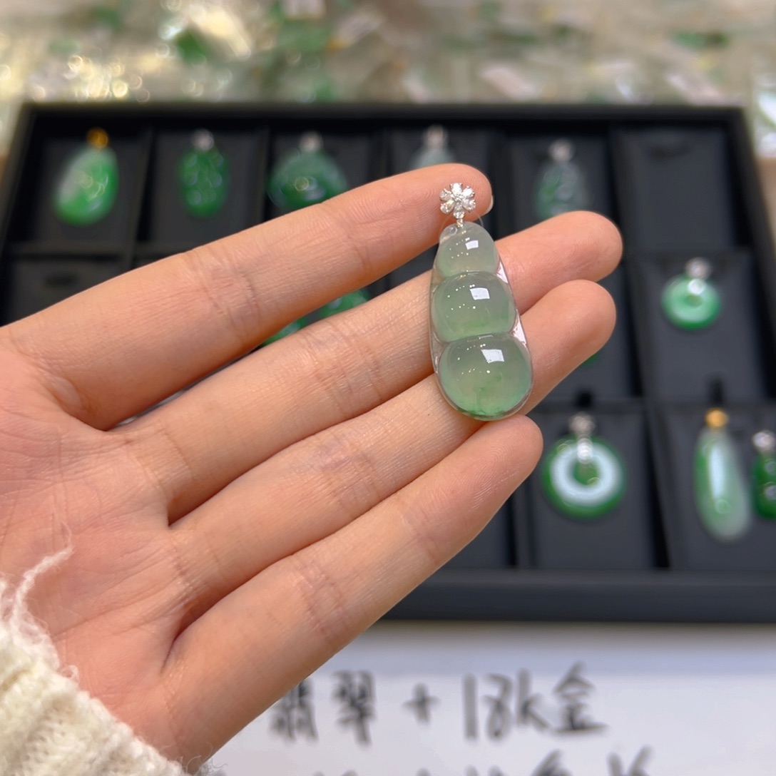 翡翠18K金镶嵌吊坠(不含链)