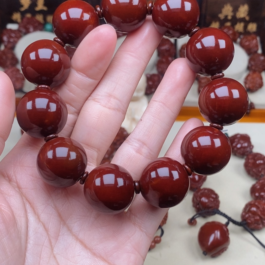 橄榄核吊坠山*醉光珠